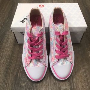 Girl’s Shoes (Size 2) NWT- pink floral print